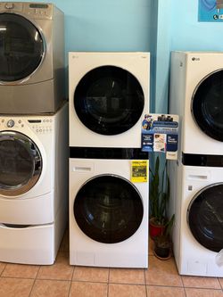 LG WashTower Stacked SMART Laundry Center 4.5 Cu.Ft. Front Load Washer & 7.4 Cu.Ft. Gas Dryer