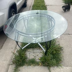 FREE Round Glass Dinner Table