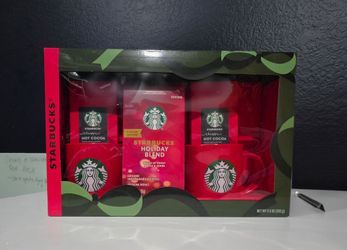 Starbucks Limited Edition Holiday Mug Set