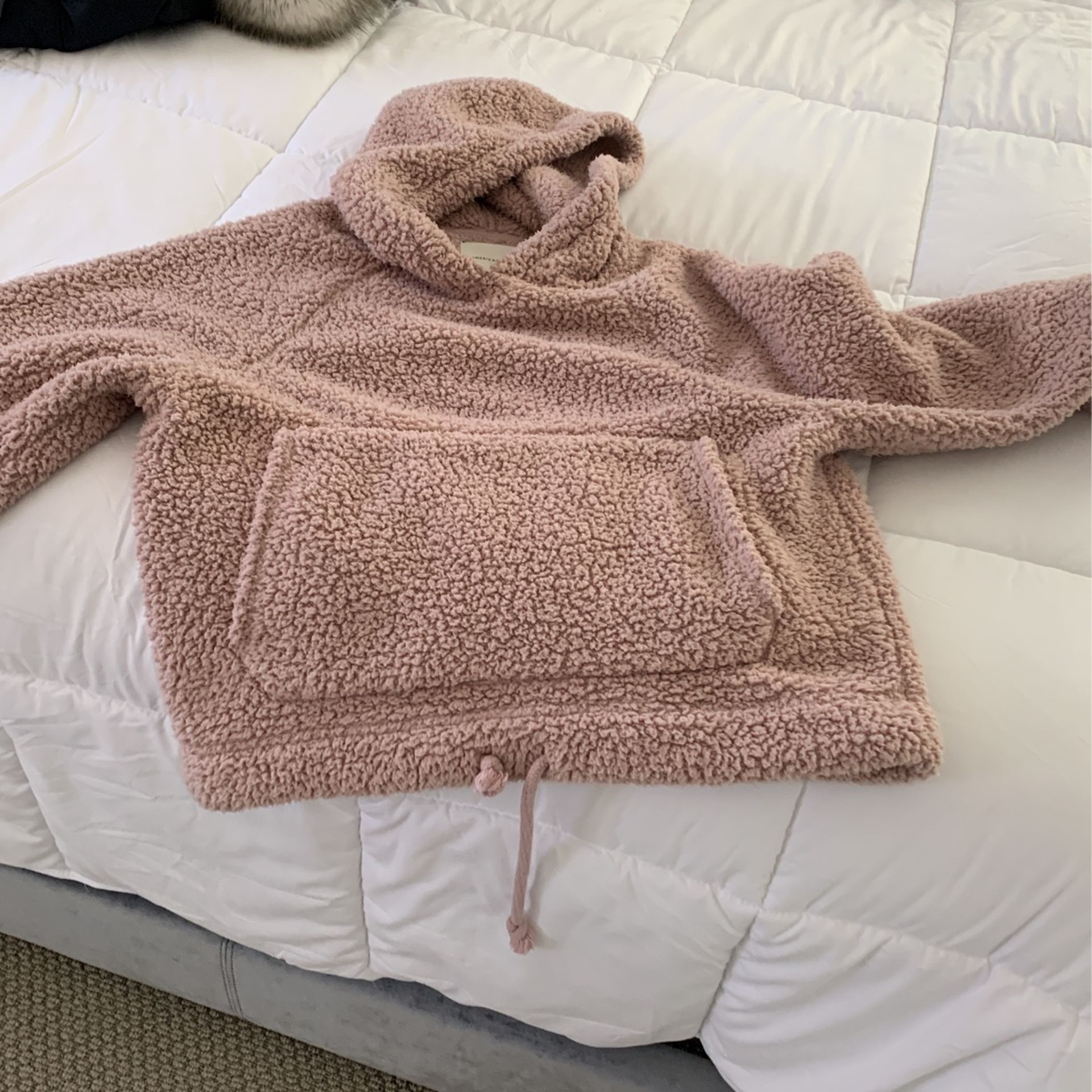 American Eagle Pink Fleece Size XS