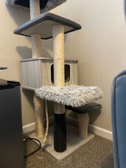 Cat tree