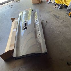Tail Gate For Toyota