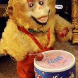 Happy The Drumming Monkey Wind Up Toy