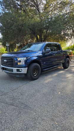 2017 Ford F150 XLT 4X4