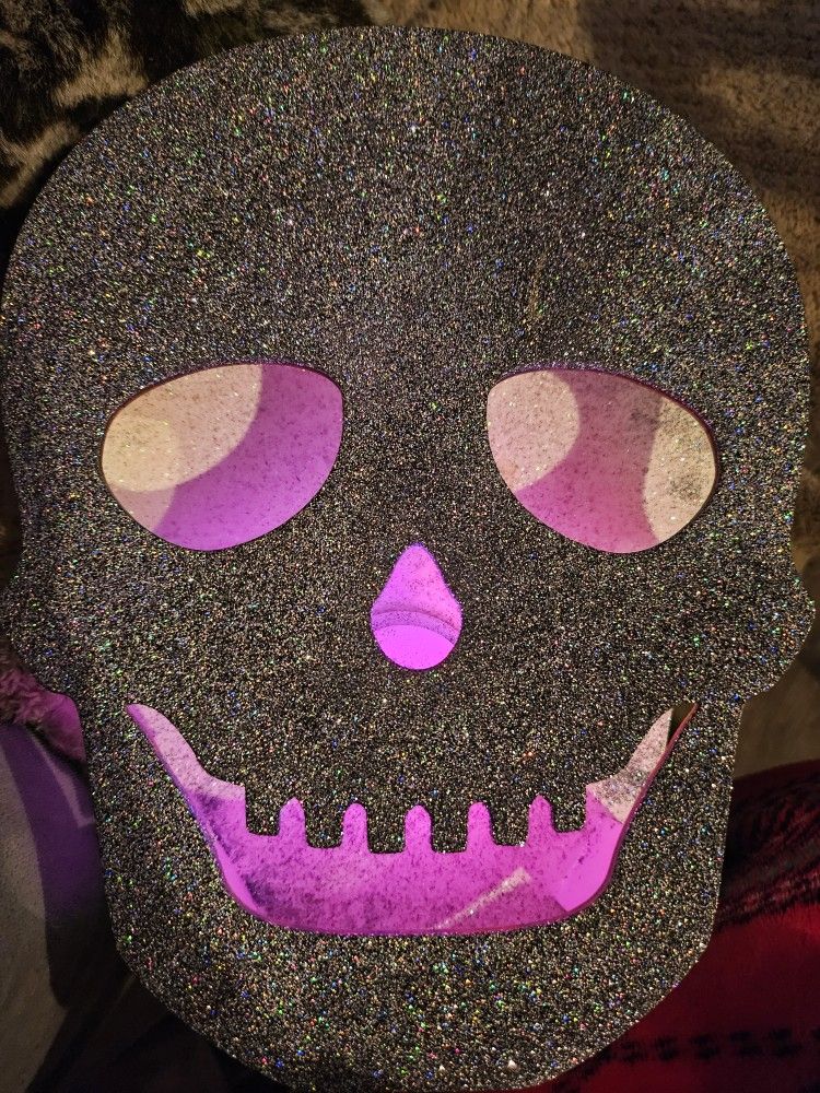 Led Light up Skull