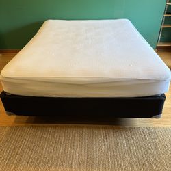 Queen Size Bed with Boxspring & Metal Frame
