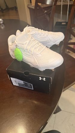 Under Armour softball Cleats White