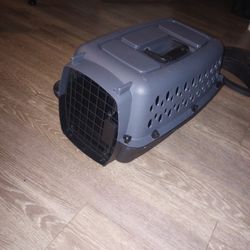 Small Animal Crate 