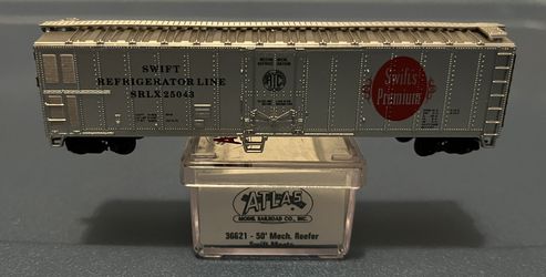Atlas N Scale 50’ Mechanical Reefer - Swift Meats