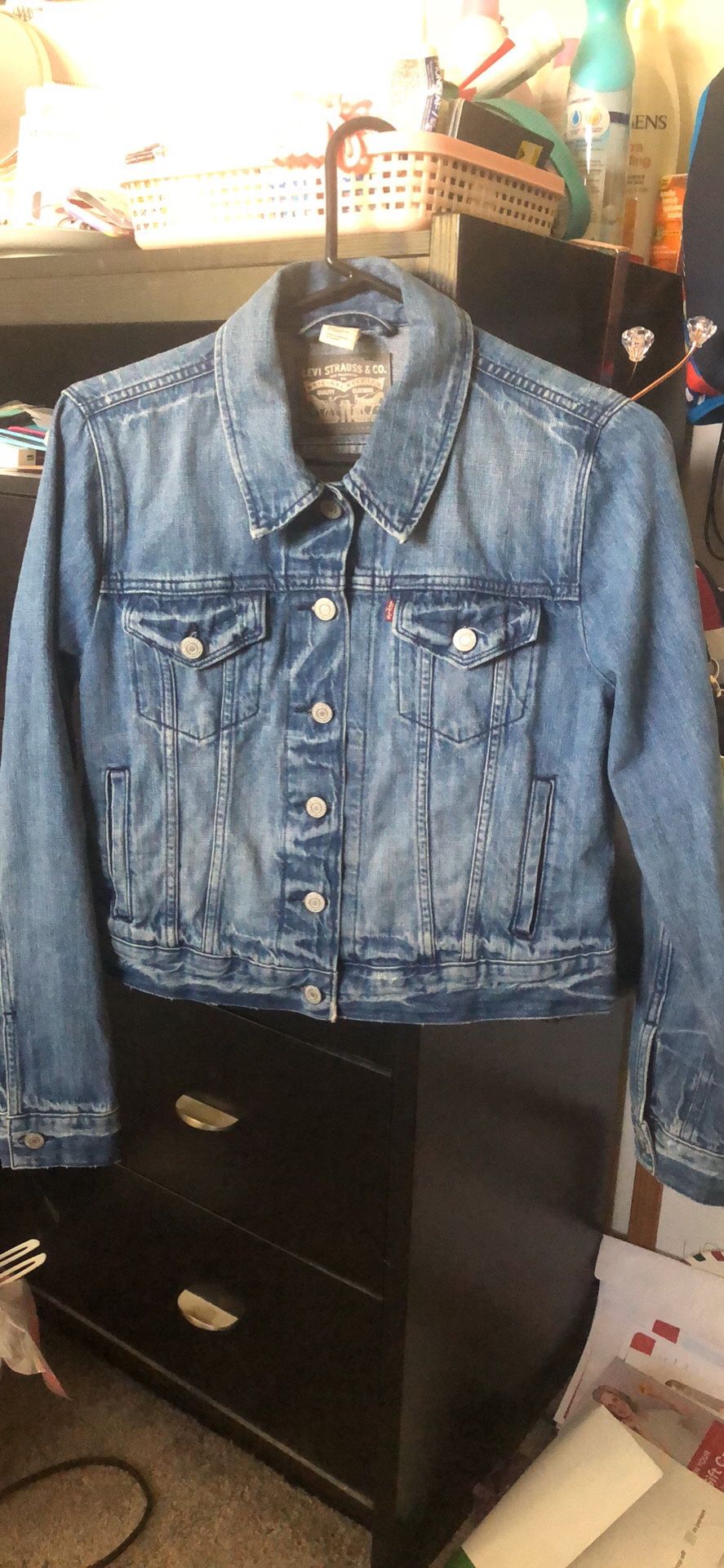 Levi Jacket Size Medium 