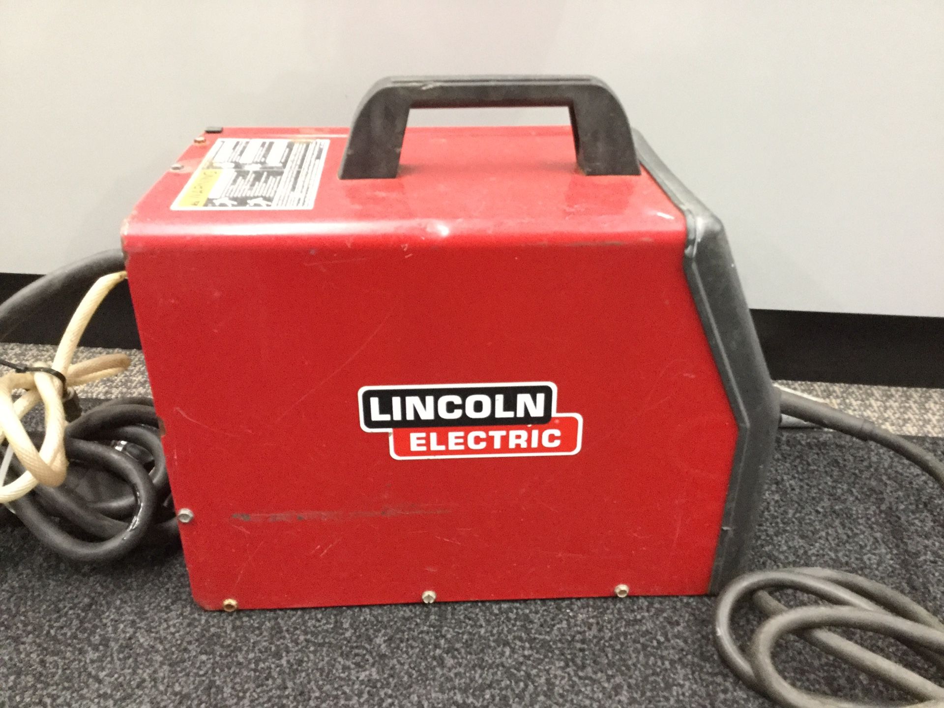 Lincoln Electric WeldPak 155 Wire Feed Welding Machine for Sale in