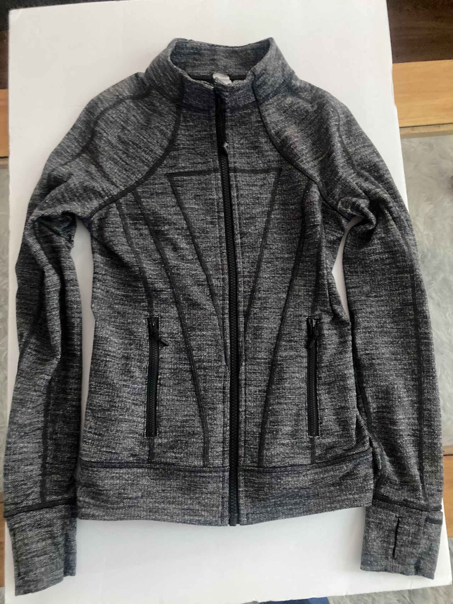 LuluLemon Full Zip Sweater Pre Teen Girls Size 12