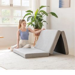 Tri-Folding Matress, 4 Inch