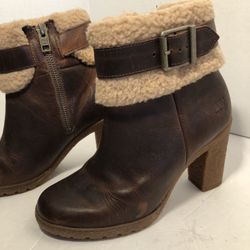 Timberland Women Boots Size 5.5