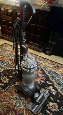 Dyson Cinetic Vacuum