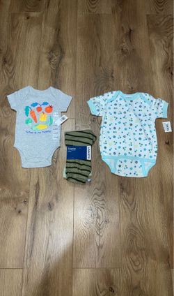 Old Navy Baby Boy’s Onesie and Leggings 2 Pack and Honors Baby Onesie, Size 6-12 Months, 6-9 Months