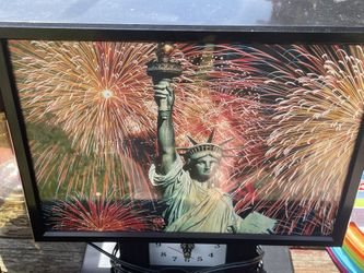 Statue of Liberty Clock