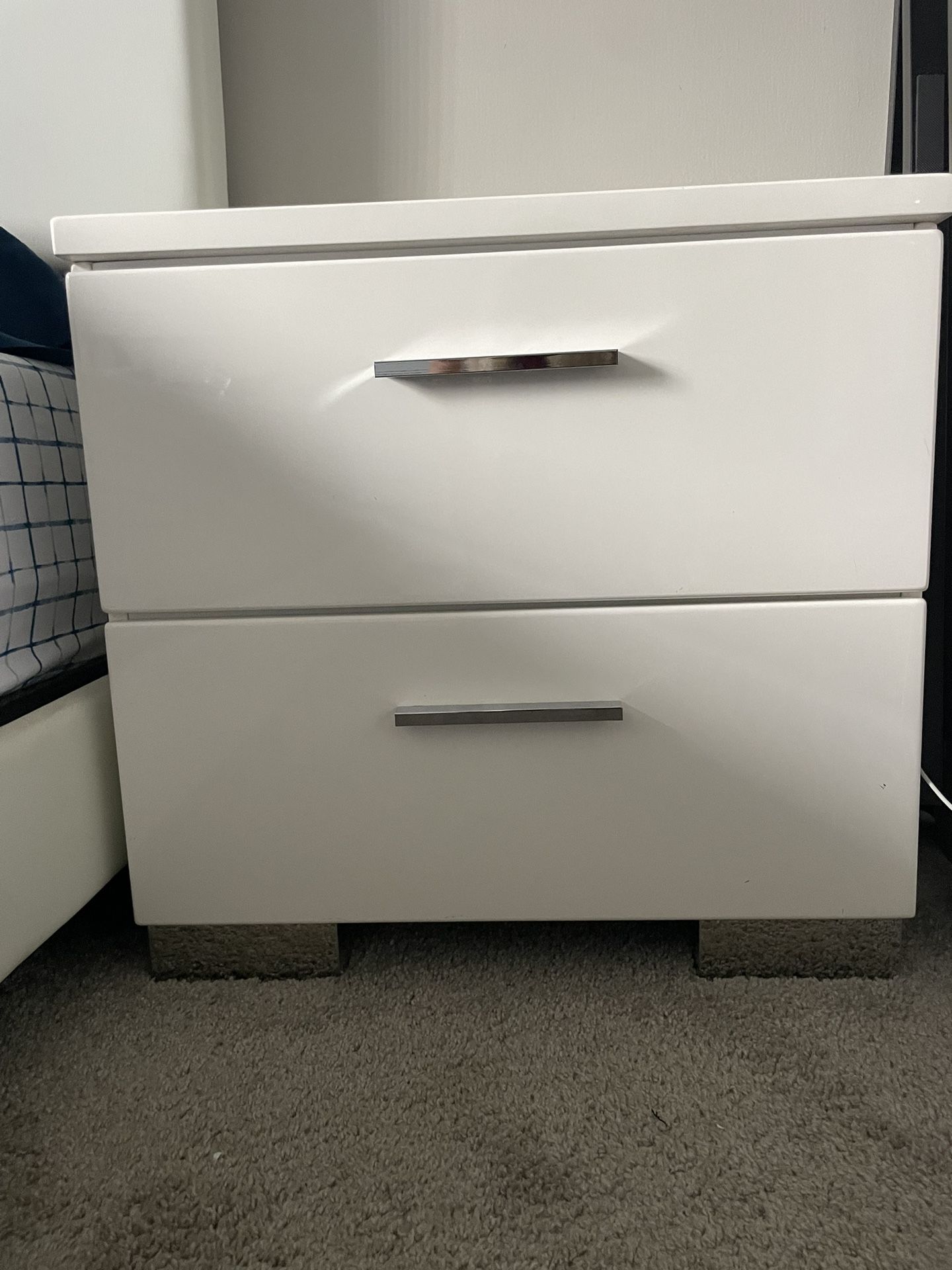 Side Bed Table for Sale in Miramar, FL OfferUp