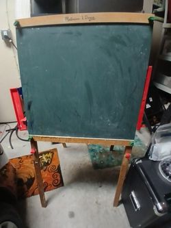 Melissa & Doug Art Easel