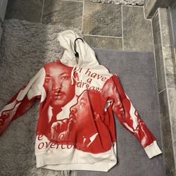 Men’s Supreme Hoodie