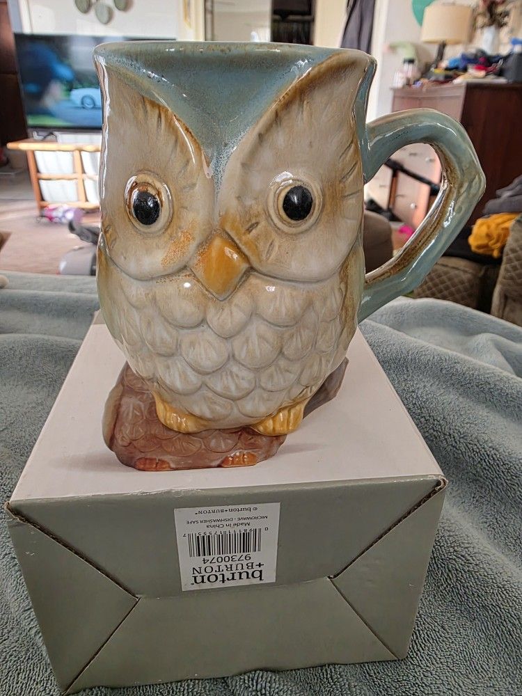 New In Box Owl Mug And Infusion Water Bottle