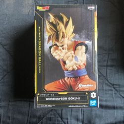 Goku Figure