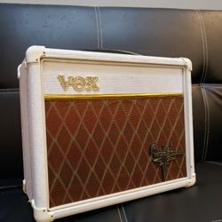 VOX Brian May VBM1