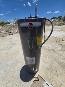 Water heater 50  gallons used