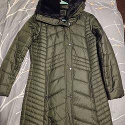 Weatherproof Modern Shaped Puffer with Stretch jacket
