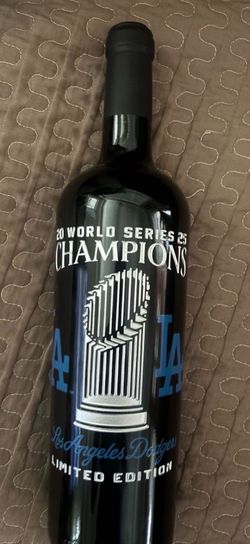 Los Angeles Dodgers Commemorative Wine Bottle