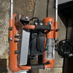 Ridgid 5 Gallon Mini Wheelbarrow Air Compressor 