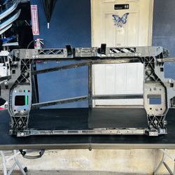 Kia Sorento Hybrid 2024-2025 Radiator Support Oem