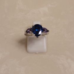 925 Silver Sapphire and Amethyst Teardrop Ring Size 6