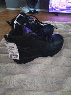 Nike Boots (BLACK)