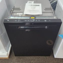 24 in. Built-In Tall Tub Top Control Black Dishwasher w/3rd Rack. Bottle Jets, 50 dBA24 in. Built-In Tall Tub Top Control Black Dishwasher w/3rd Rack.