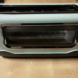 DASH Light Blue Toaster 
