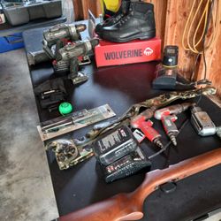 Hunting Equipment 