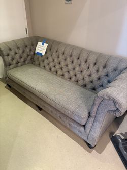 Couch NEED GONE ASAP 