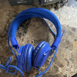 Head Phones 