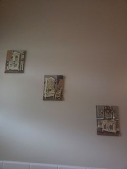 Small pictures set of 3