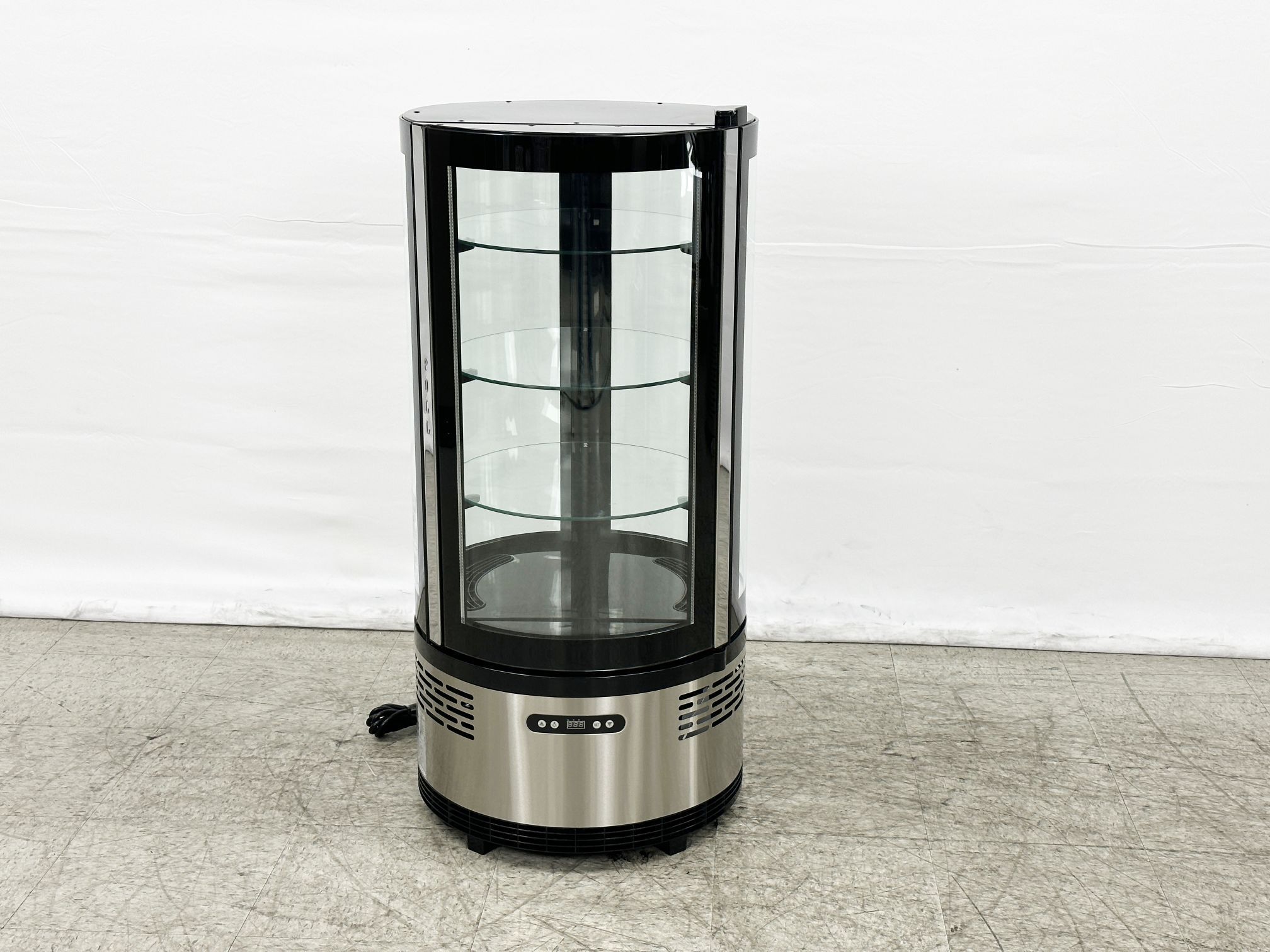 NSF Countertop Curved Glass Refrigerated Bakery case ARC100R