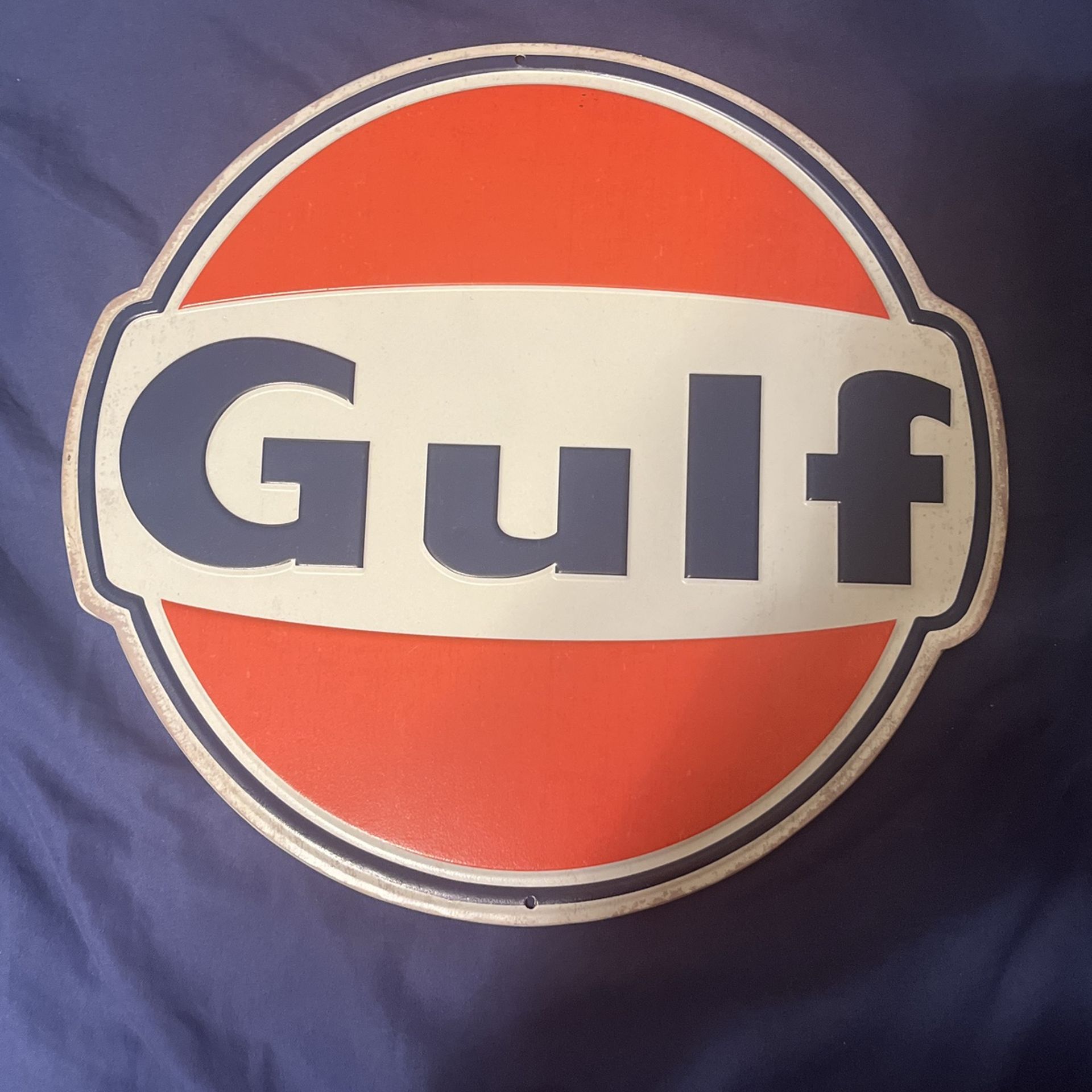 Gulf sign wall decor