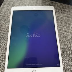 I-Pad 7th Generation 