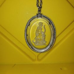 Vintage Silver Tone Avon Necklace