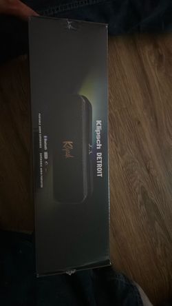 Blue tooth speakers