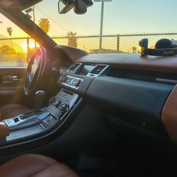 2013 Range Rover HSE Sport 