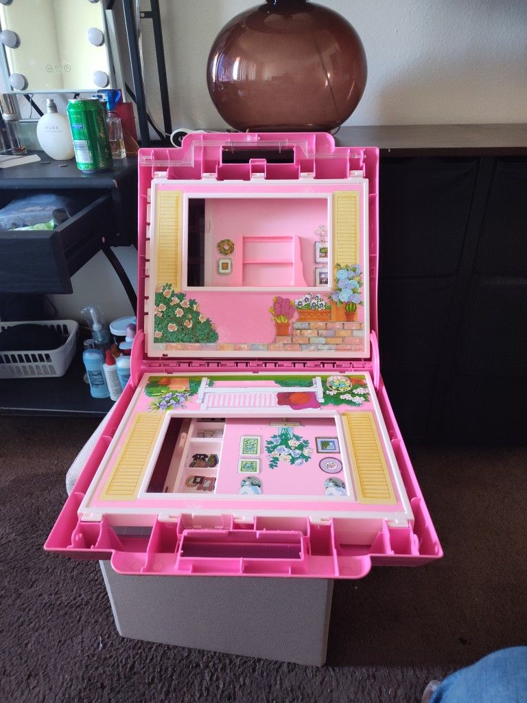 Vintage Barbie Folding House With Accessories
