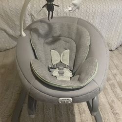 Graco Soothe My Way Swing and Removable Rocker