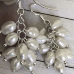 Baroque pearls cluster earrings