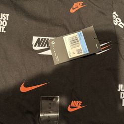 Mens Nike Air Max Jacket Size Small